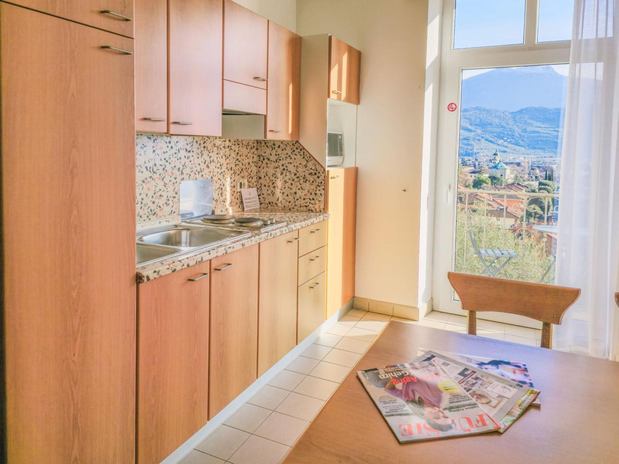 Aparthotel Englovacanze Riva del Garda Eksteriør bilde